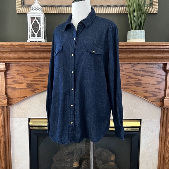Liz Claiborne Tops - Liz Claiborne Blue Chambray Denim Shirt Sz. L